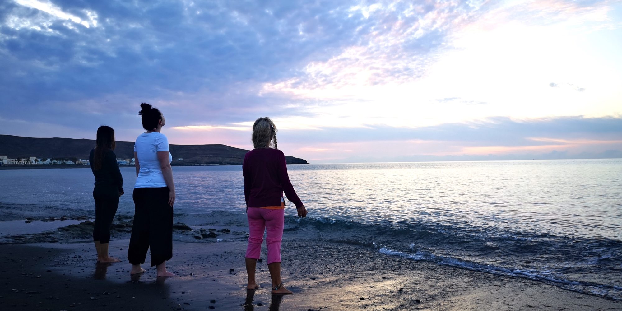 Yoga Retreat Fuerteventura Sunrise meditation